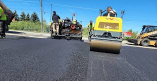 Why Choose Us For All Your Driveway Paving Needs in Mahtomedi, MN?